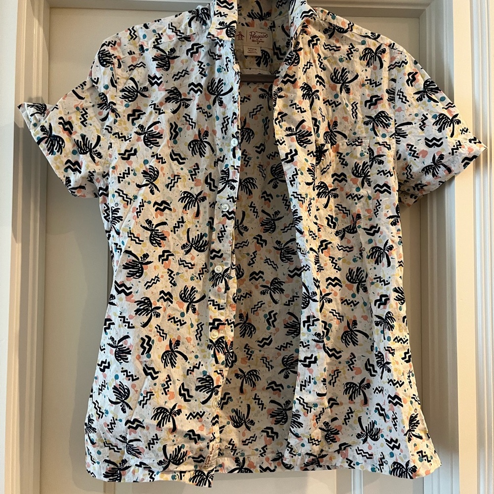 Penguin Button Down Small